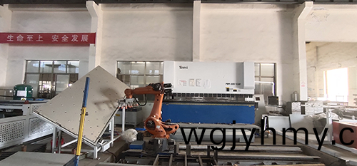 亞(ya)威(wei)機器(qi)人(ren)折彎(wan)中心PBA-2204100-FMC 亞威(wei)機(ji)器人(ren)折(zhe)彎(wan)中心(xin)PBA-2204100-FMC