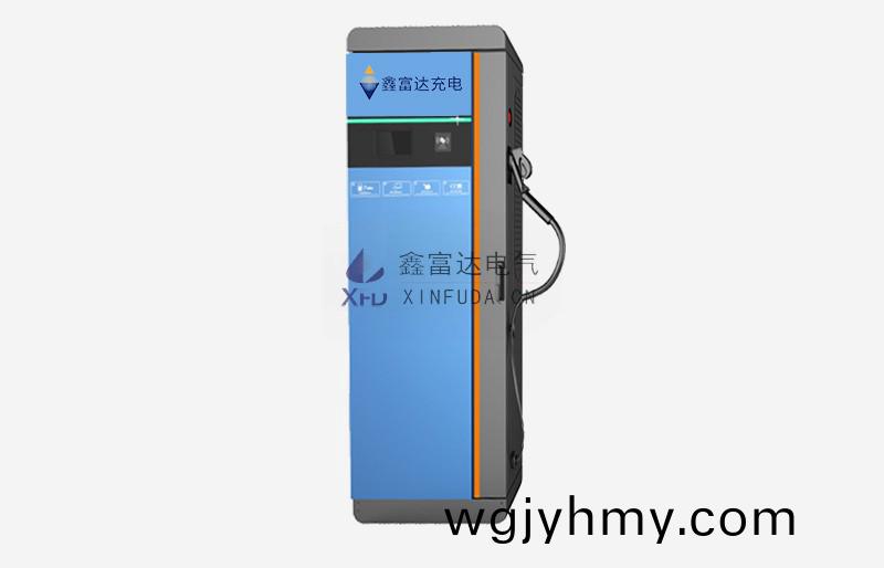 90KW落(luo)地式(shi)直(zhi)流充(chong)電(dian)樁 90KW落地(di)式直(zhi)流(liu)充電樁(zhuang)