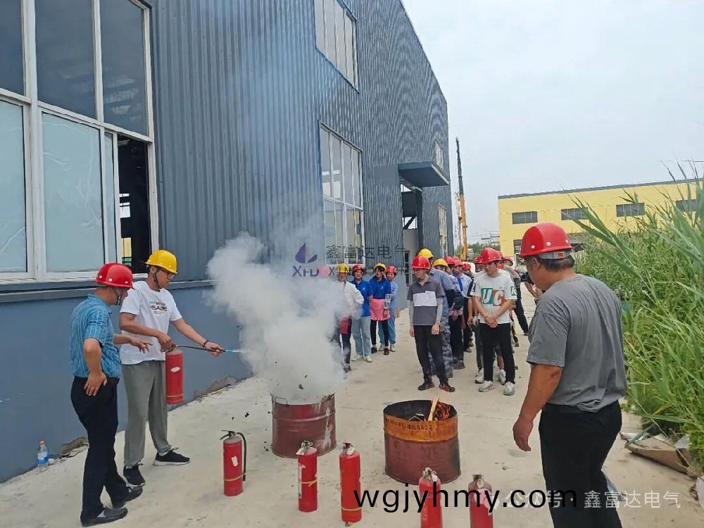 【安全生産(chan)月】江囌(su)鑫富達電氣開展“安全生産月”安(an)全警示教育(yu)活動